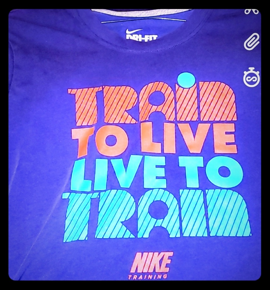 Train to live NIKE Drifit size medium shirt